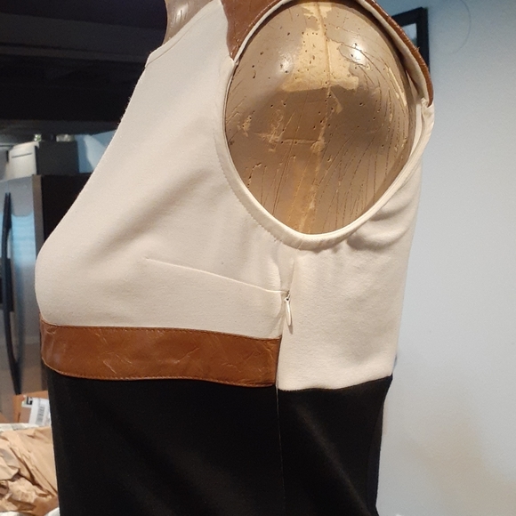 Women Dress. Sleeveless - Picture 6 of 10